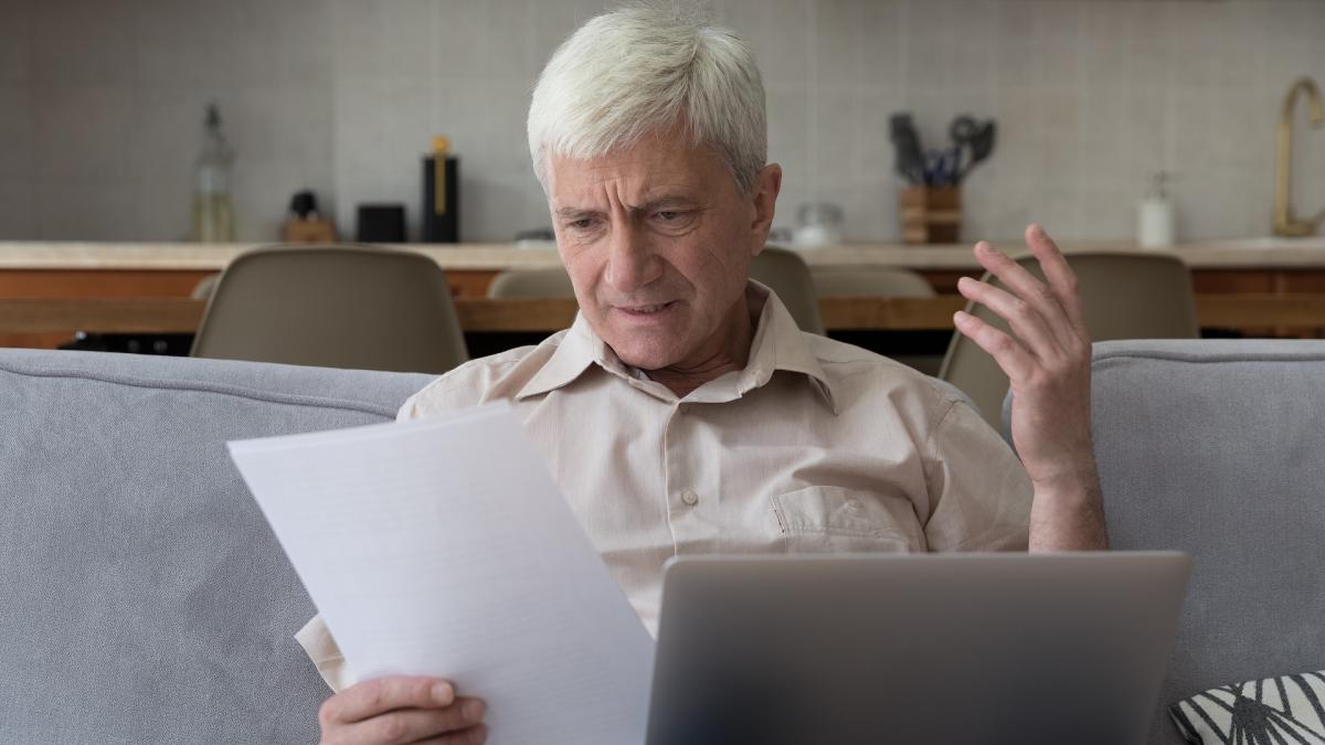 7 Key Signs You’re Thwarting Your Retirement Plans And How To Stop